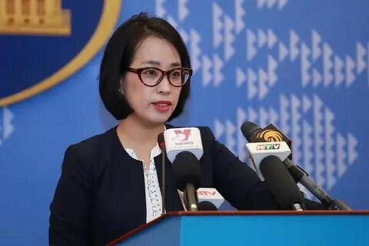 Hotspot Matrix: Biến 4 kiểu áo không thể thiếu thành cơ hội marketing đột phá